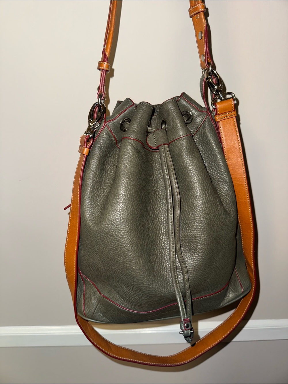 Issac Mizrahi Y2K Leather Drawstring Bucket Bag in Olive with Tan Strap